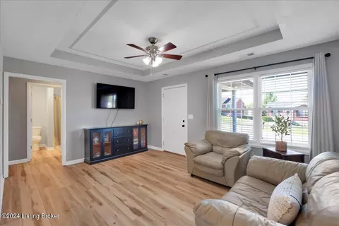 106 Guiness Ct, Bardstown, KY 40004