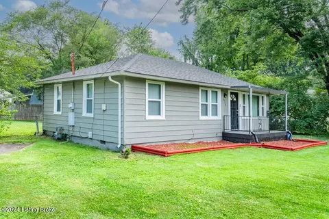 2715 Pioneer Rd, Louisville, KY 40216