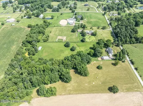 217 Mahuron Ln, Simpsonville, KY 40067
