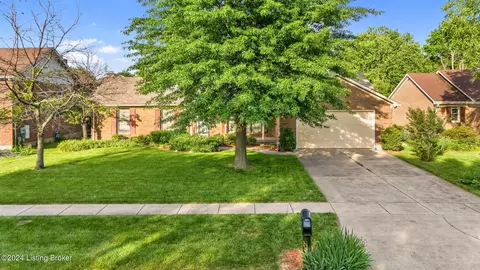 7209 N Old Church Rd, Louisville, KY 40214