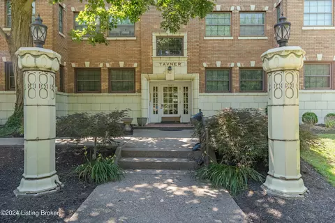 2082 Douglass Blvd #5, Louisville, KY 40205