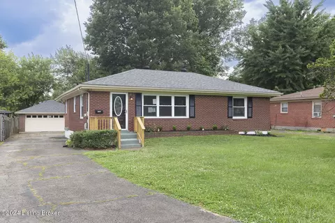 3234 New Lynnview Dr, Louisville, KY 40216