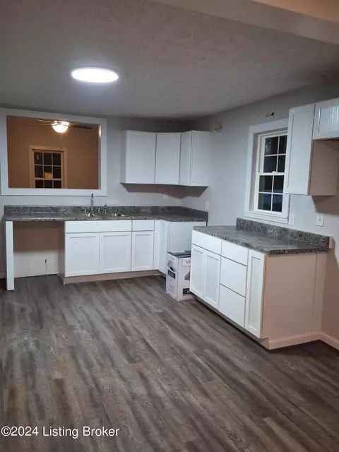 5805 Smithfield Rd, Smithfield, KY 40068 photo 7