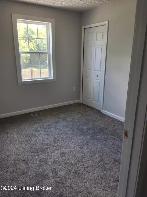5805 Smithfield Rd, Smithfield, KY 40068 photo 12