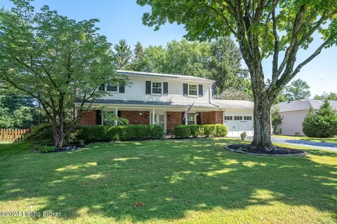 7405 Keisler Way, Louisville, KY 40242