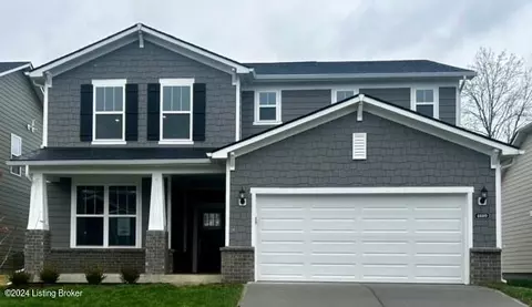 4609 Golden Eagle Dr, Louisville, KY 40245