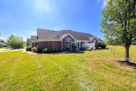 191 Burnt Sienna Dr, Mount Washington, KY 40047