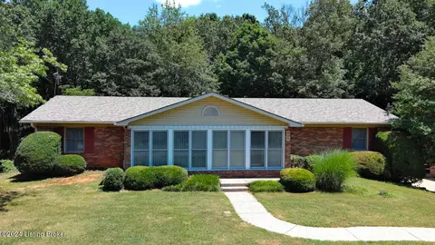 607 Central Ave, Vine Grove, KY 40175