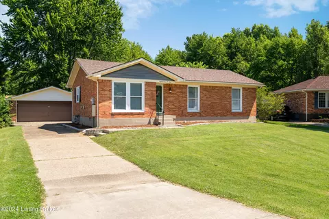 8705 Wharton Ct, Louisville, KY 40291