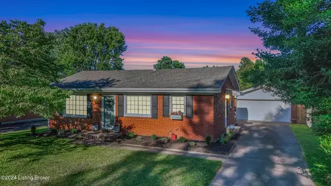 7708 Annalisa Dr, Louisville, KY 40291