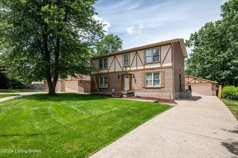 2223 Alice Kay Dr, Louisville, KY 40214