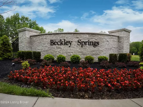 15125 Beckley Springs Dr, Louisville, KY 40245