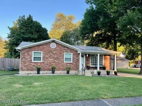 6317 Mount Everest Dr, Louisville, KY 40216