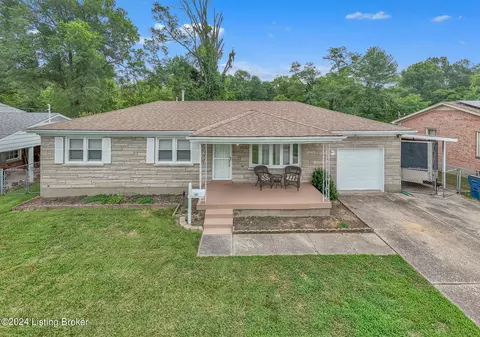 9807 Evening Star Dr, Louisville, KY 40272