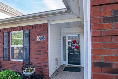 6605 Woods Mill Dr, Louisville, KY 40272
