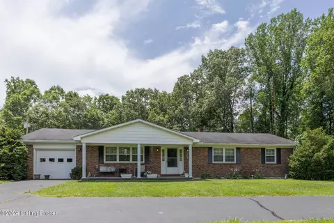 2449 Gentry Mill Rd, Russell Springs, KY 42642