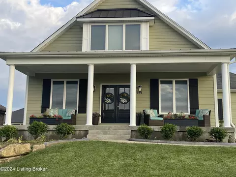 194 Charleston Dr, Mount Washington, KY 40047
