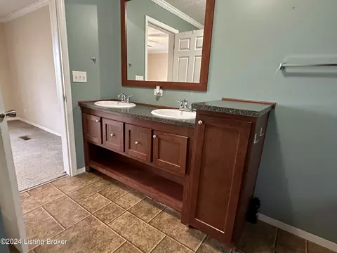 135 Wilkerson Rd, Bloomfield, KY 40008 photo 8