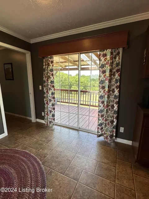 135 Wilkerson Rd, Bloomfield, KY 40008 photo 6