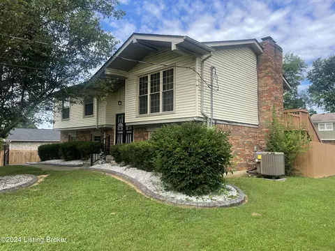 3611 Baymeadow Dr, Louisville, KY 40258