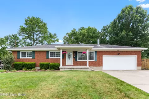 5600 Barksdale Dr, Louisville, KY 40258