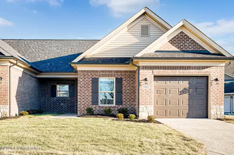 9407 Clubview Dr, Louisville, KY 40291