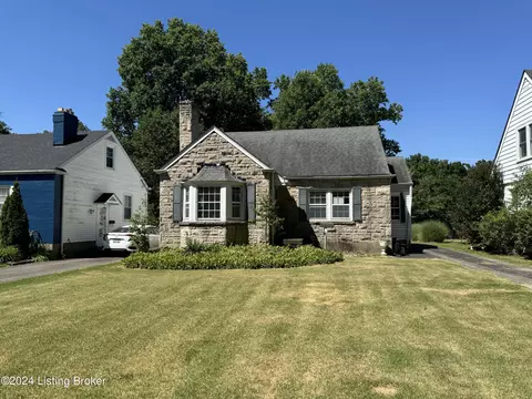 3126 Sora Ave, Audubon Park, KY 40213