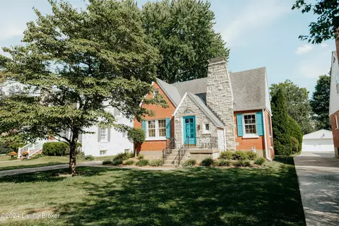 3716 St Germaine Ct, Louisville, KY 40207