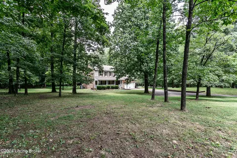 3101 Yorkshire Dr, Bardstown, KY 40004