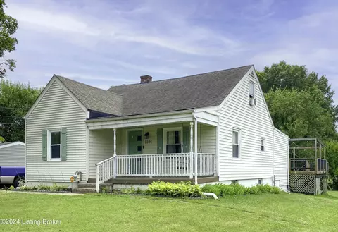5504 Applegate Ln, Louisville, KY 40219