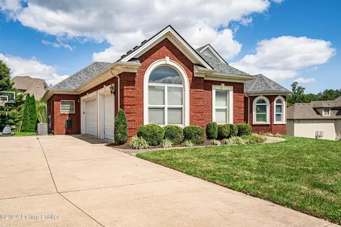 Exterior - 4204 Delouvre Way, Floyds Knobs, IN 47119 photo 4 of 14