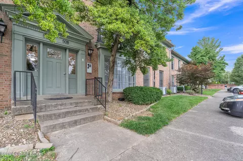 504 Highwood Dr, Louisville, KY 40206