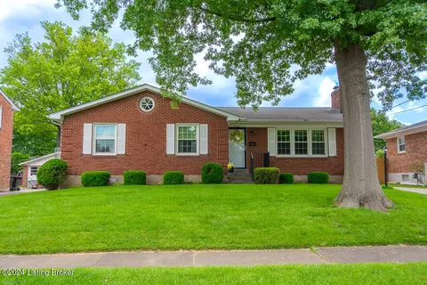 4105 Wimpole Rd, Louisville, KY 40218