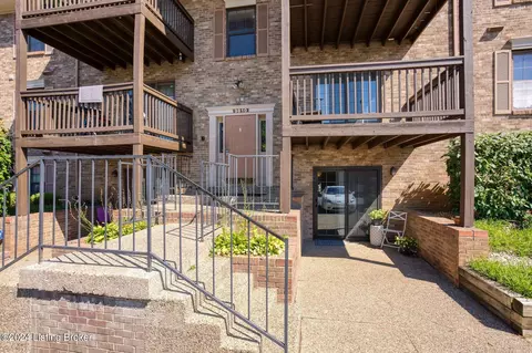 9810 Whipps Mill Rd #2, Louisville, KY 40223