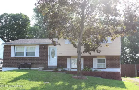 11008 Neptune Pl, Louisville, KY 40272