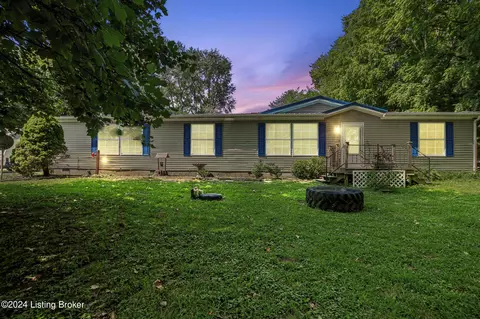 4642 Bloomfield Rd, Taylorsville, KY 40071