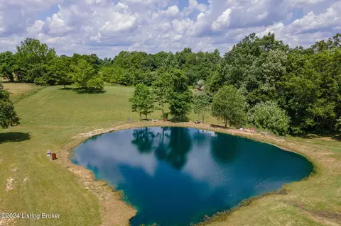 14415 Salt River Rd, Eastview, KY 42732