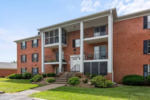 1304 Donard Park Ave, Louisville, KY 40218