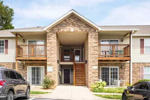 11913 Tazwell Dr #5, Louisville, KY 40245