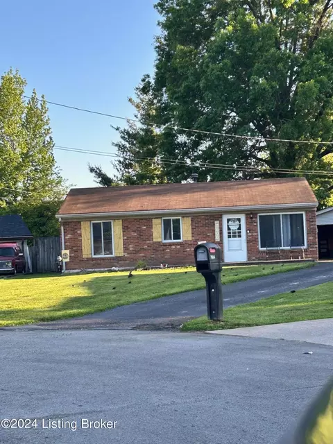 7606 Tommie Ct, Louisville, KY 40258