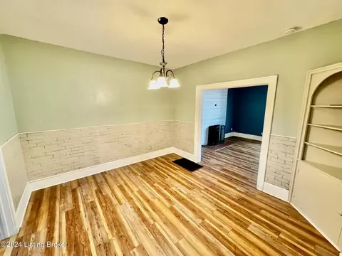 227 E Virginia Ave, Springfield, KY 40069 photo 6