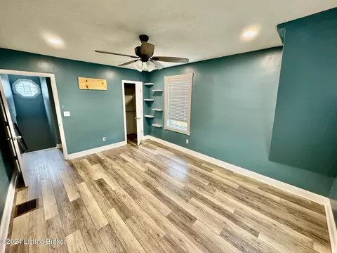 227 E Virginia Ave, Springfield, KY 40069 photo 17