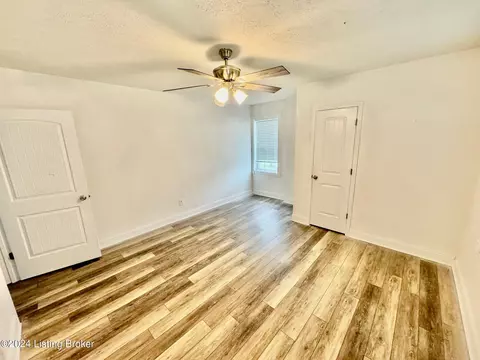 227 E Virginia Ave, Springfield, KY 40069 photo 21