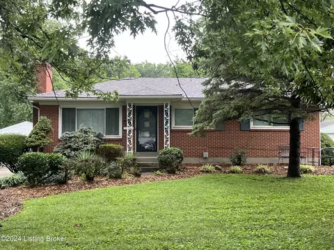 7105 Nachand Ln, Louisville, KY 40218