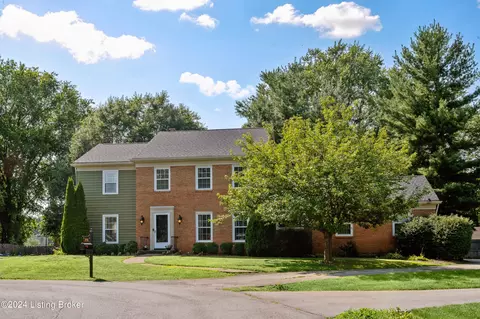 8701 Noll Ct, Louisville, KY 40241