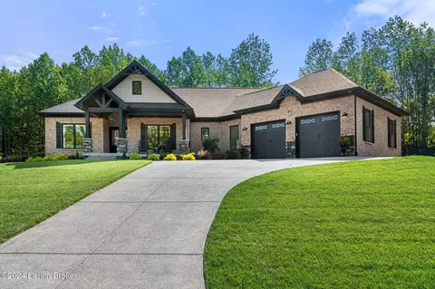 5503 Farmhouse Dr, Crestwood, KY 40014