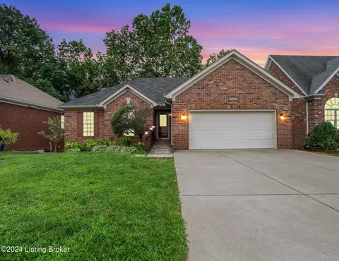 7004 Catalpa Springs Dr, Louisville, KY 40228