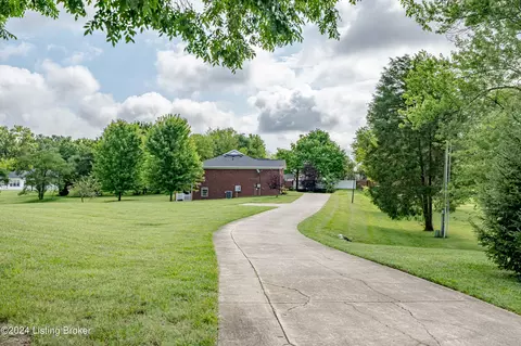 Other - 6906 Janes Farm Dr, Louisville, KY 40228 photo 1 of 17