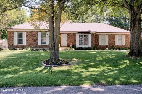 10606 Farm Oaks Ct, Louisville, KY 40241