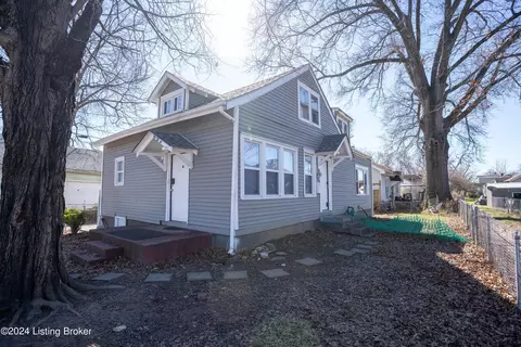653 Curry Ct, Louisville, KY 40211
